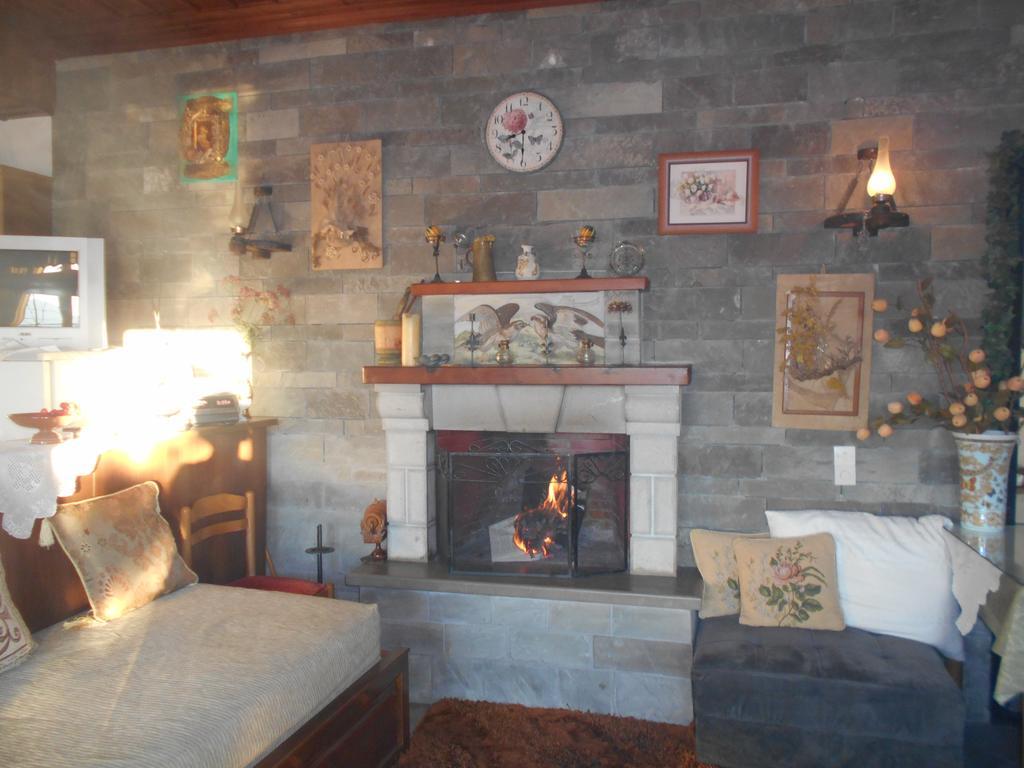 Gerakofolia Rooms To Let Konitsa Exteriör bild