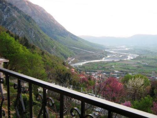 Gerakofolia Rooms To Let Konitsa Exteriör bild